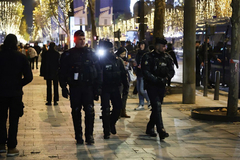 Horor poslije meča Francuska - Maroko: Dječak ubijen u Monpeljeu, u Briselu uhapšeno 100 ljudi, Francuzi mobilisali 10.000 policajaca! (VIDEO)