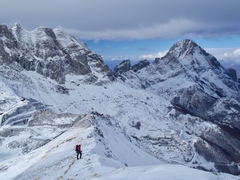 Kraj drame: Spaseno više stotina ljudi sa Mont Everesta (FOTO)