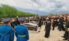 Sahranjen Srđan Todorović i članovi njegove porodice
