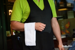 Dobre vijesti za ugostitelje i frizere: Višković obećao uplatu doprinosa i minimalca