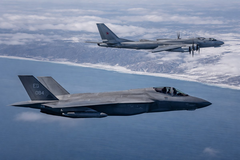 Američki borbeni avioni presreli ruske bombardere kod Aljaske