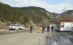 U Evropu preko ruševina