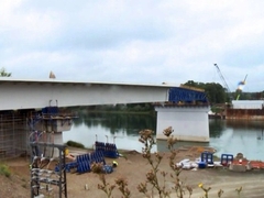 RIJEKA SAVA PREMOŠĆENA Most na Rači spojio Srpsku i Srbiju (FOTO)