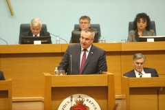 Višković: Brigu o narodima koji žive u BiH treba da preuzmu rukovodstva tri naroda