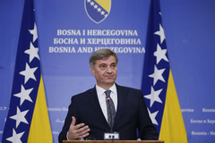 Zvizdić opleo po Srpskoj zbog Lirmanove