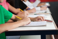 Povratak male mature nakon 3 godine: Znanje iz srpskog jezika i matematike pokazaće oko 10.000 učenika u Srpskoj