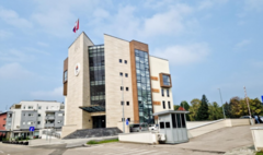 Ustavni sud RS odlučio: Isticanje ljiljana ostaje zabranjeno u Srpskoj