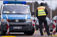 Među koljenima pivo, u ruci nevažeća dozvola: Vozač iz BiH šokirao njemačku policiju