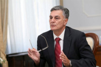 Karan: Vanredno stanje građanima RS neće donijeti drastične promjene