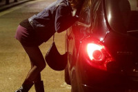 U vrijeme epidemije porast prostitucije: Zbog siromaštva "tijelo prodaju" i za 5 evra