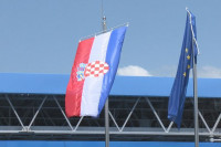 Hrvatska ukida samoizolaciju za državljane BiH bez obzira na odluku EU