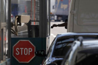 Grčka od sutra zatvara granice za državljane Srbije