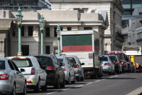 Da li znate zašto skoro polovina svijeta vozi lijevom stranom?