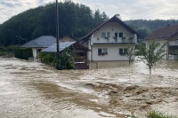 Tuzla: Poplavljeno nekoliko kuća u prigradskim naseljima