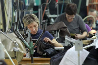 Korona narudžbe tekstila skratila skoro za trećinu