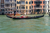 Venecijanski gondolijeri se žale: Turisti su danas predebeli