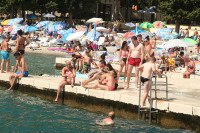 NEUM JEDINA SLOBODNA TERITORIJA NA JADRANU Ljetovalište u BiH hit u regionu