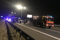 Sudar kombija i kamiona; Pet ekipa Hitne pomoći izašlo na teren