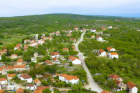 MLADIM PAROVIMA I SAMOHRANIM RODITELJIMA PO KUĆA Javni poziv u oktobru, uslov vlastito zemljište