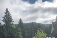 OPREZ NA PUTEVIMA :Kolovozi mokri,zbog magle smanjena vidljivost