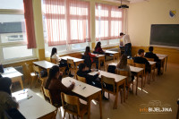 Đaci ponovo u klupama