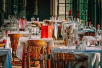 "NAJUGROŽENIJI HOTELI I TURISTIČKE AGENCIJE" U pripremi novi set mjera za pomoć privredi