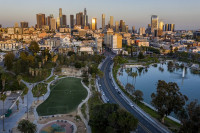 U Kaliforniji uveden policijski čas