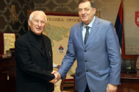 Dodik: Srećan je narod koji ima pjesnika i besjednika kao što je Matija Bećković