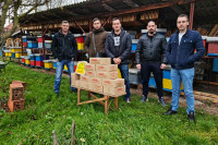 Bijeljina: Udruženje “Mladi pčelari” organizovalo dodjelu pčelinjih pogača