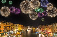 KORONA MIJENJA TRADICIJU Konte najavio uvođenje STROŽIH MJERA tokom praznika