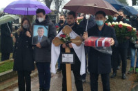 SAHRANJEN MIĆO MIĆIĆ Na vječni počinak ispraćen bivši gradonačelnik Bijeljine (FOTO)