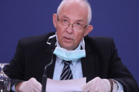 “NE PREPORUČUJE SE TRUDNICAMA” Dr Kon otkrio kako se osjeća poslije primanja vakcine, ima OVAJ SIMPTOM
