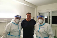 ŠERANIĆ I ĐAJIĆ U POSJETI DODIKU Lider SNSD iz BOLNIČKE SOBE poželio građanima Srpske srećnu Novu godinu