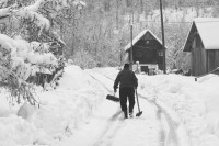 Božić u desetak hercegovačkih sela proslavljen bez struje