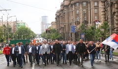 Selak sa generalom Lazarevićem na skupu “Srbija nade” u Beogradu (FOTO)