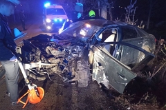 Teška nezgoda u Banjaluci, dvije osobe povrijeđene, intervenisali vatrogasci