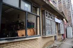 Potvrđena Kurtijeva namjera: Razlupani izlozi srpskih lokala