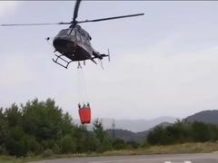 Helikopteri MUP-a Srpske na požarištima: Evo koliko su vode izbacili za mjesec dana