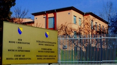 Pripadnik DKP-a osumnjičen da je ustupao policijsku opremu dilerima