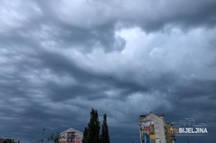 Danas vruće, poslije podne moguća kiša