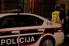 Tragedija u Zenici: Muškarac ubijen u tuči ispred fast fuda, osumnjičeni pobjegao