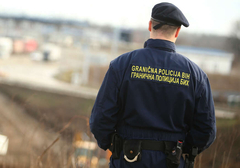 Čamcem preko Drine prevozio 4 osobe iz Bangladeša i Afganistana