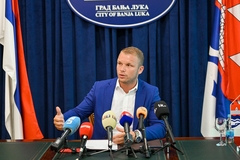 Stanivuković: Đajić laže, katastrofalna inicijativa promjene lokacije spomenika