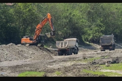 Direktor osumnjičen da je nelegalno iskopao i za 800.000 KM prodao pijesak i šljunak