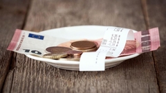 I u Srpskoj bakšiš ulazi u fiskalni račun