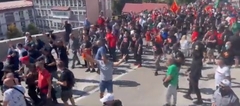Haos u Crnoj Gori: Demonstranti probili dva kordona policije