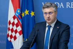 Plenkoviću se "ljulja stolica": Počela rasprava o opozivu premijera Hrvatske