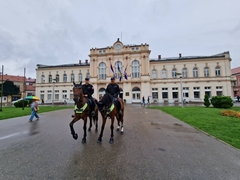 Bijeljina: Ulicama grada patrolirala konjica žandarmerije