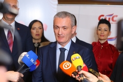 Torbica Pokret socijalista poručio iz Banjaluke: Dok je Vučić na čelu Srbije, Srpska će biti stabilna i sigurna 