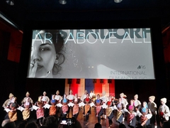 ZAVRŠEN 16. "KUSTENDORF" Uručene nagrade "Drvo života" i "Zlatno jaje"